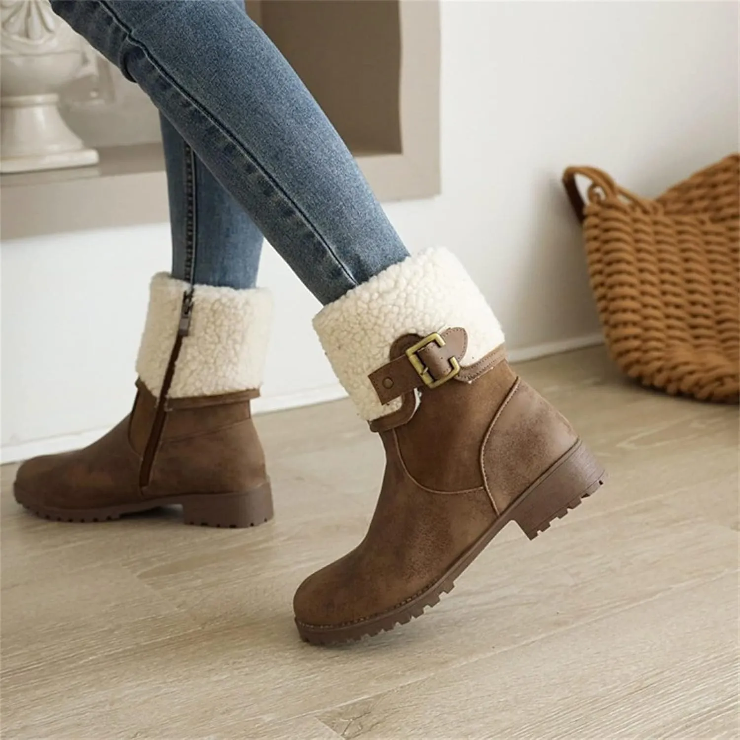 peqiut Womens Snow Boots Winter Snow Shoes Side Zipper Thick Heel Ankle Boots Walking Leather Boots for Women Comfort