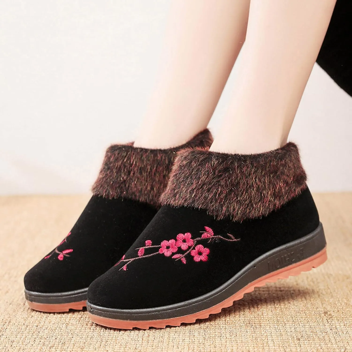 peqiut Womens Snow Boots Winter Snow Shoes Suede Embroidery Winter Ankle Boots Ladies Lightweight Outdoor Booties Comfort