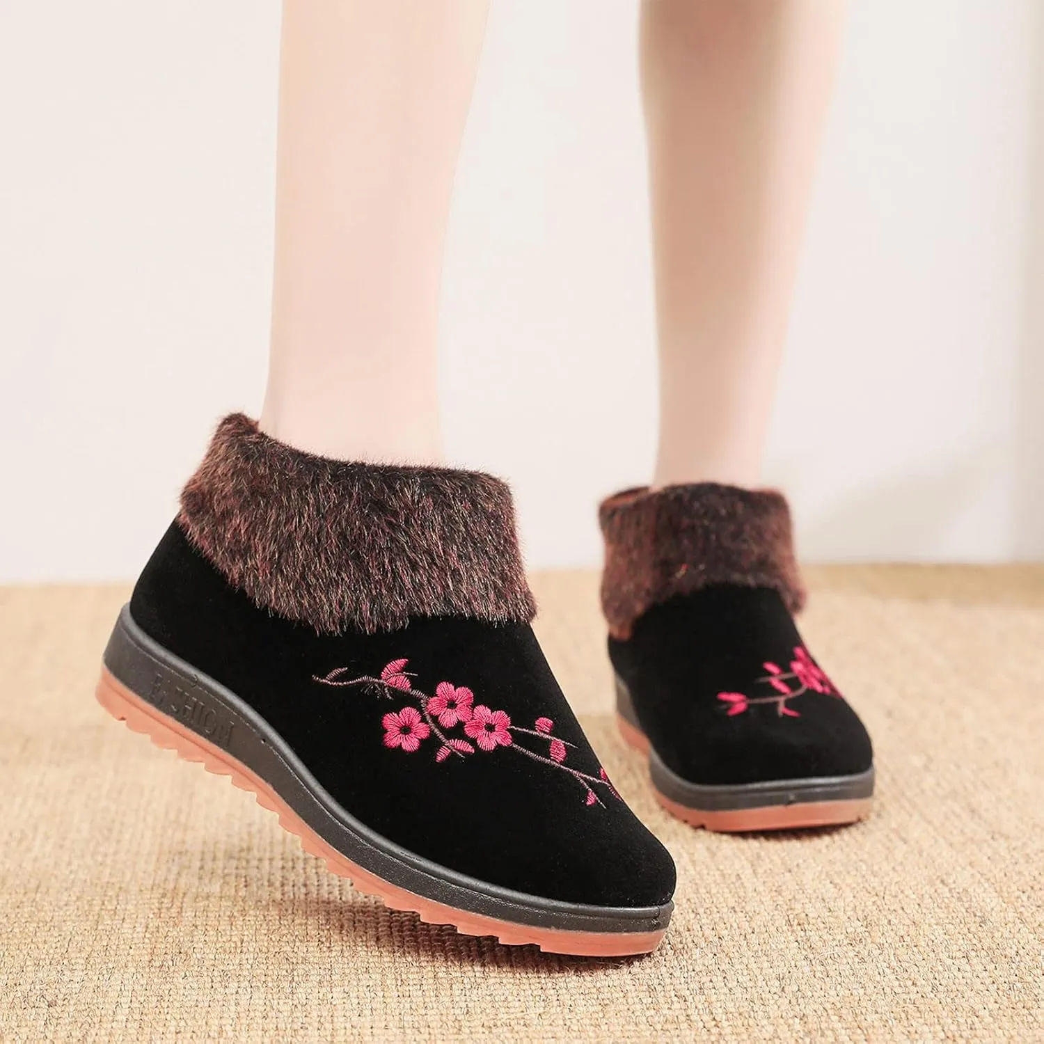 peqiut Womens Snow Boots Winter Snow Shoes Suede Embroidery Winter Ankle Boots Ladies Lightweight Outdoor Booties Comfort