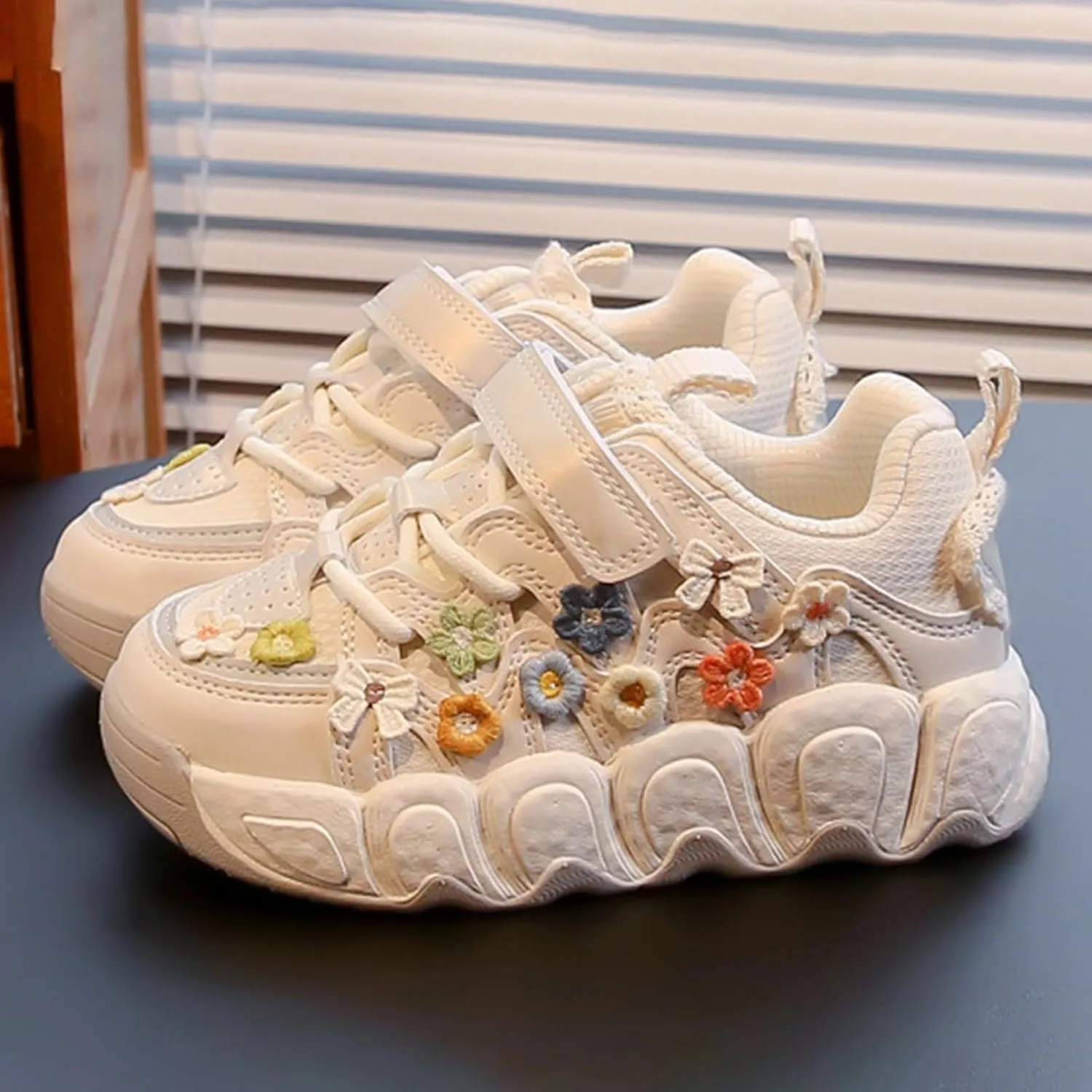 Toddler Kids Lace-Up Chunky Platform Sneakers Round Toe Low Top Breathable Dad Shoes Comfortable Non-Slip Sport Shoes