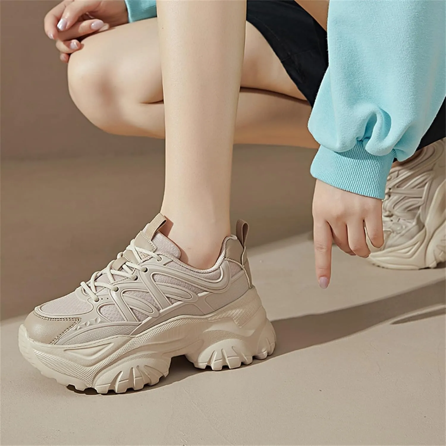 Women's Breathable Mesh Platform Sneakers Fashion Lace Up Height Increasing Chunky Shoes Casual Lightweight Outdoor Walking Dad Shoes